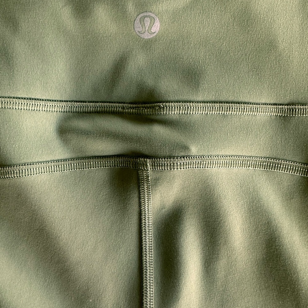 Ladies Lululemon Leggings
